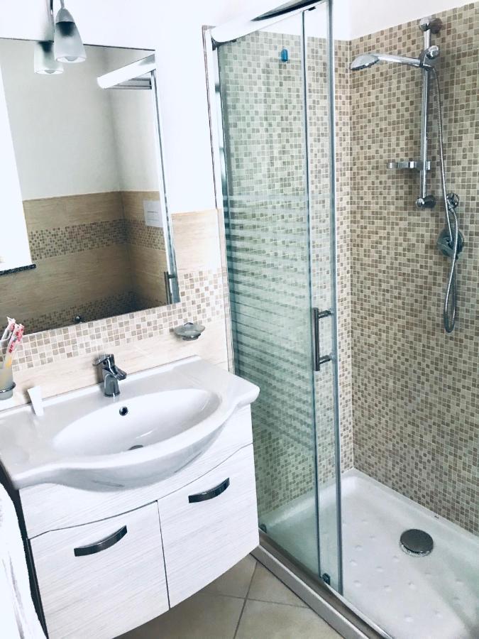 Serena Rooms Solofra Bagian luar foto