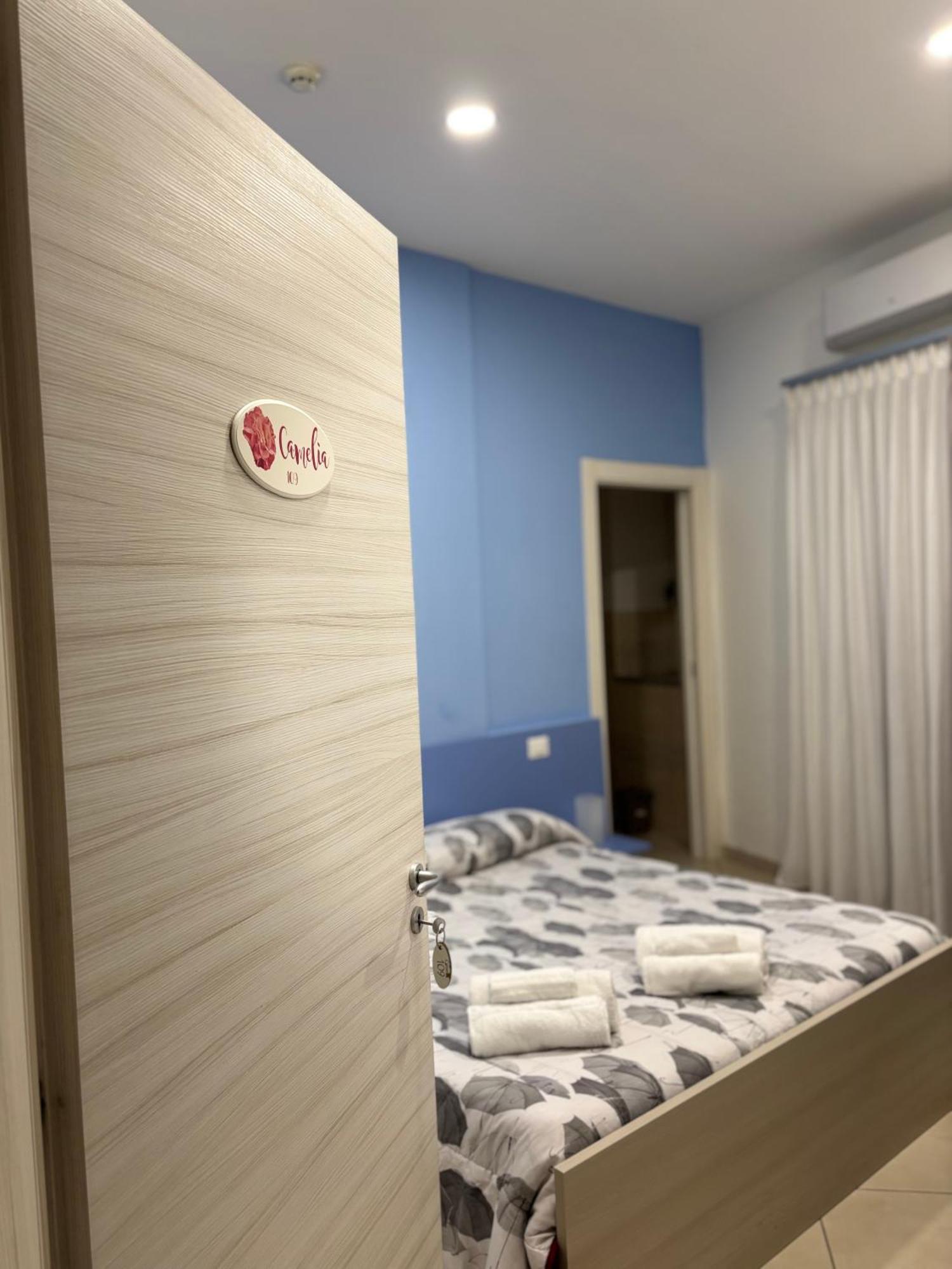 Serena Rooms Solofra Bagian luar foto