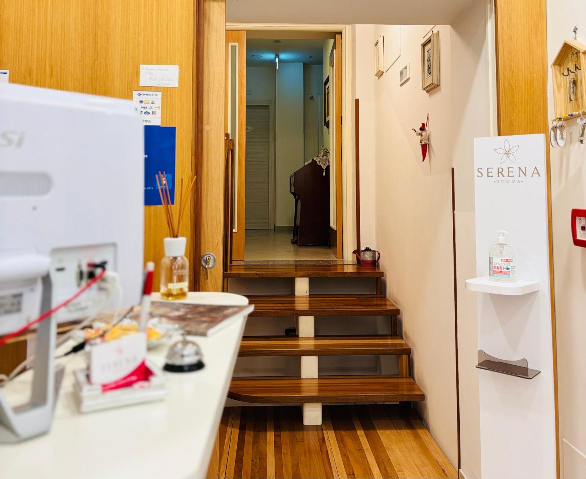Serena Rooms Solofra Bagian luar foto
