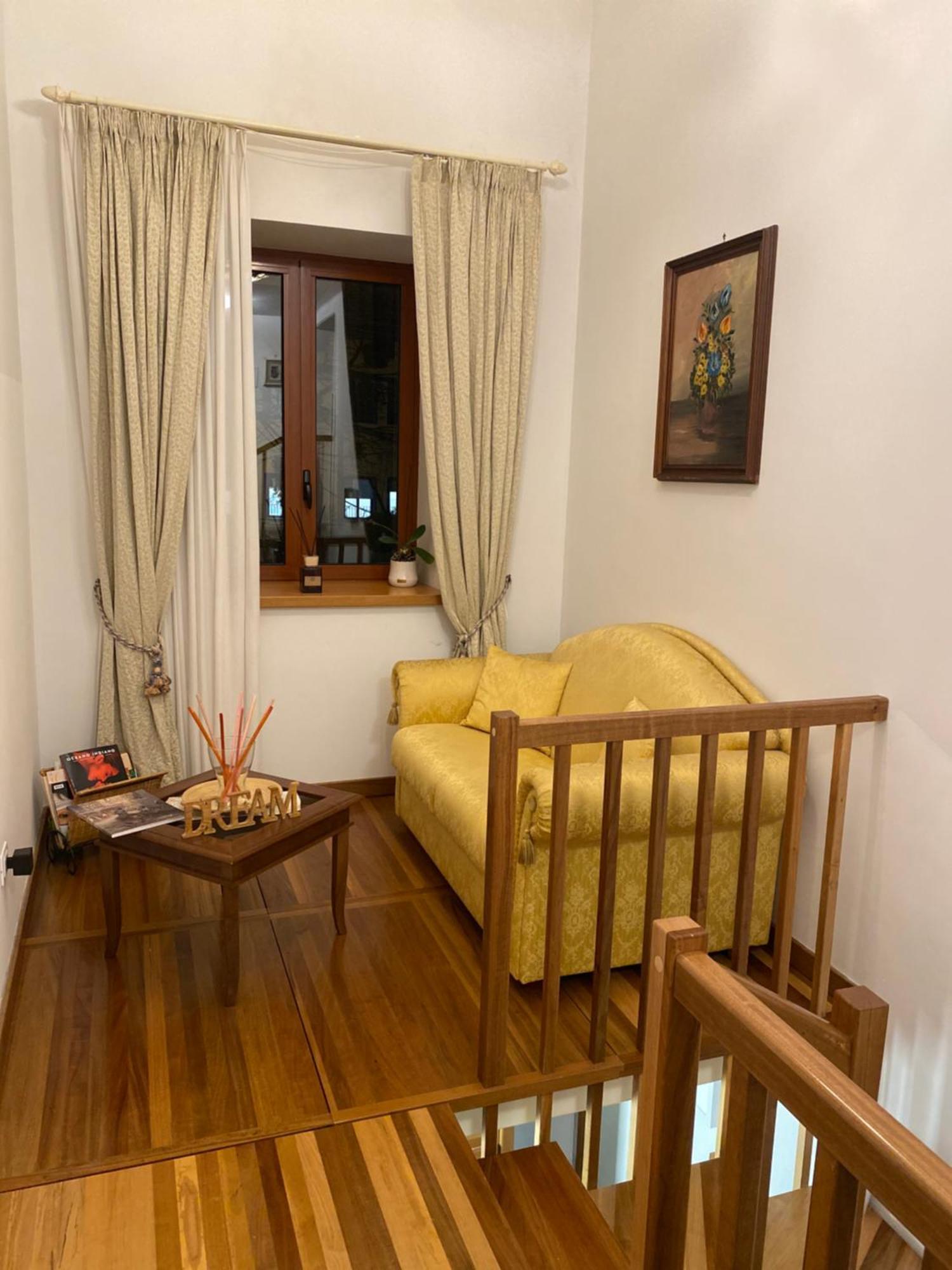 Serena Rooms Solofra Bagian luar foto